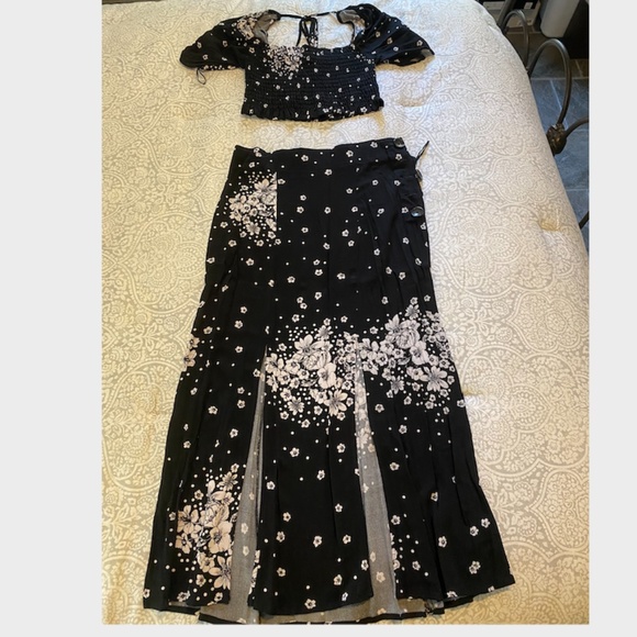 FREE PEOPLE Bare With Me Set - Picture 4 of 13